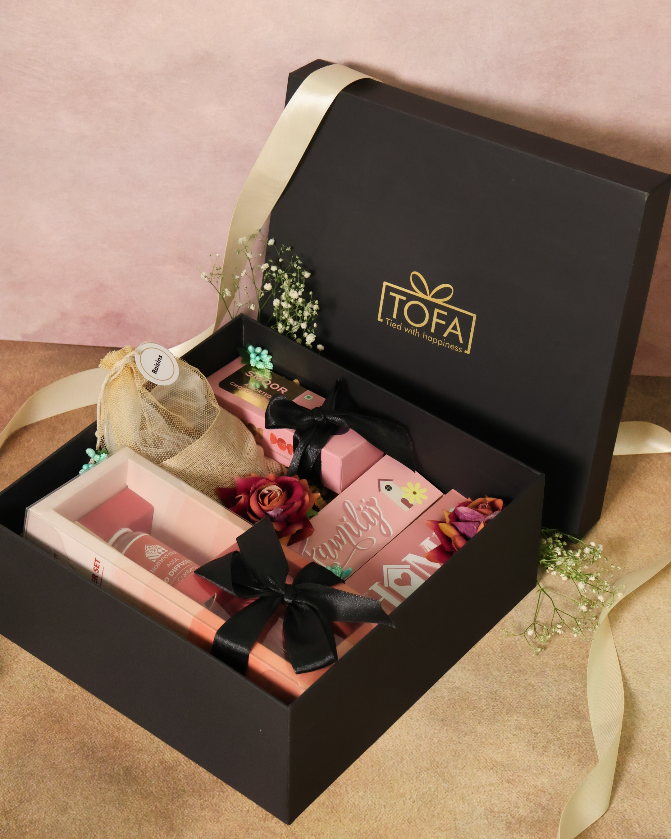 The Cozy Corner Hamper